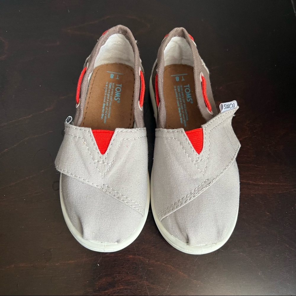 Toms Toddler Gray and Orange Shoes, Size 8T